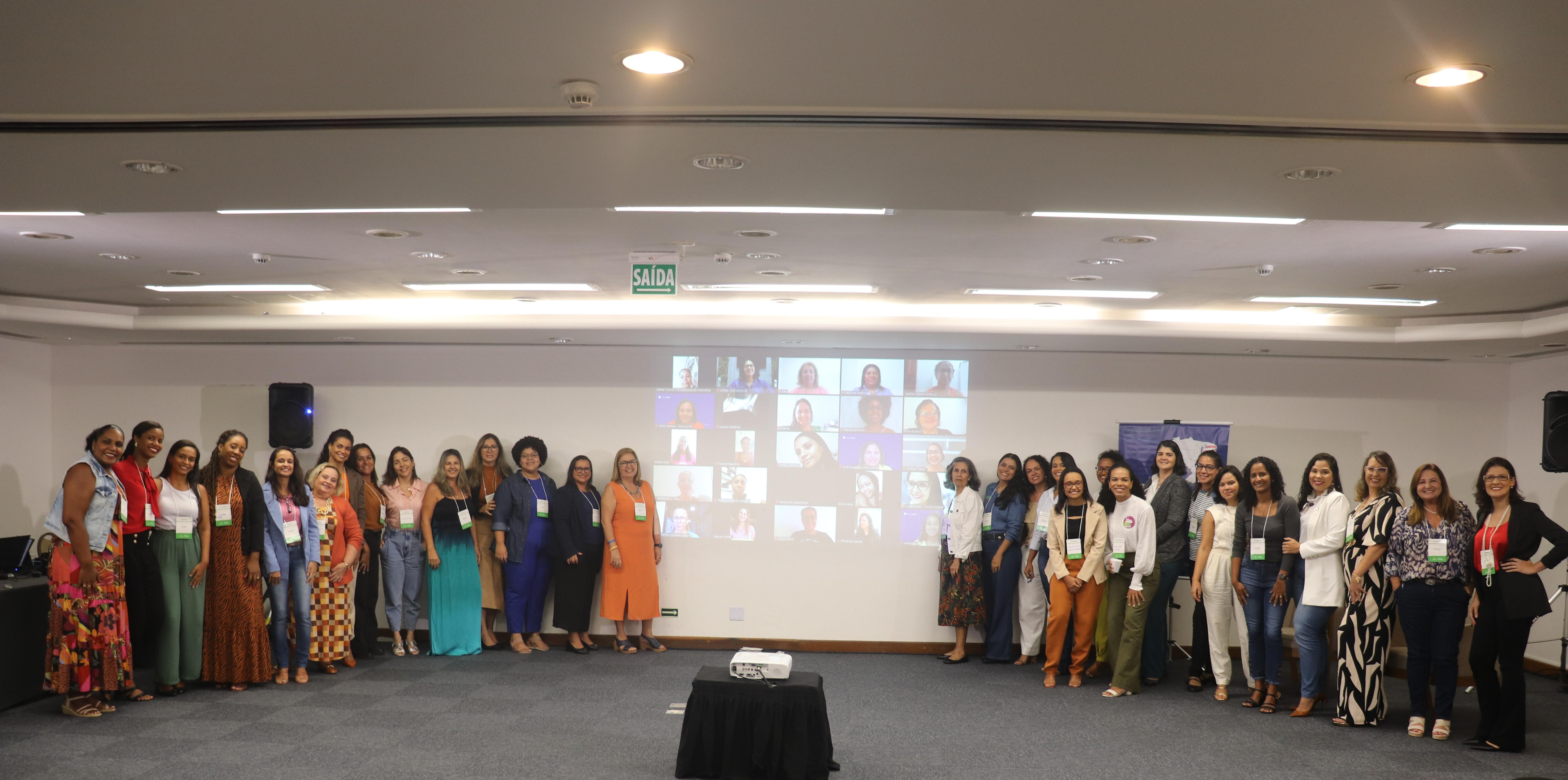 Participantes da Roda de Conversa "Liderança Feminina e a Sustentabilidade das Cooperativas"
