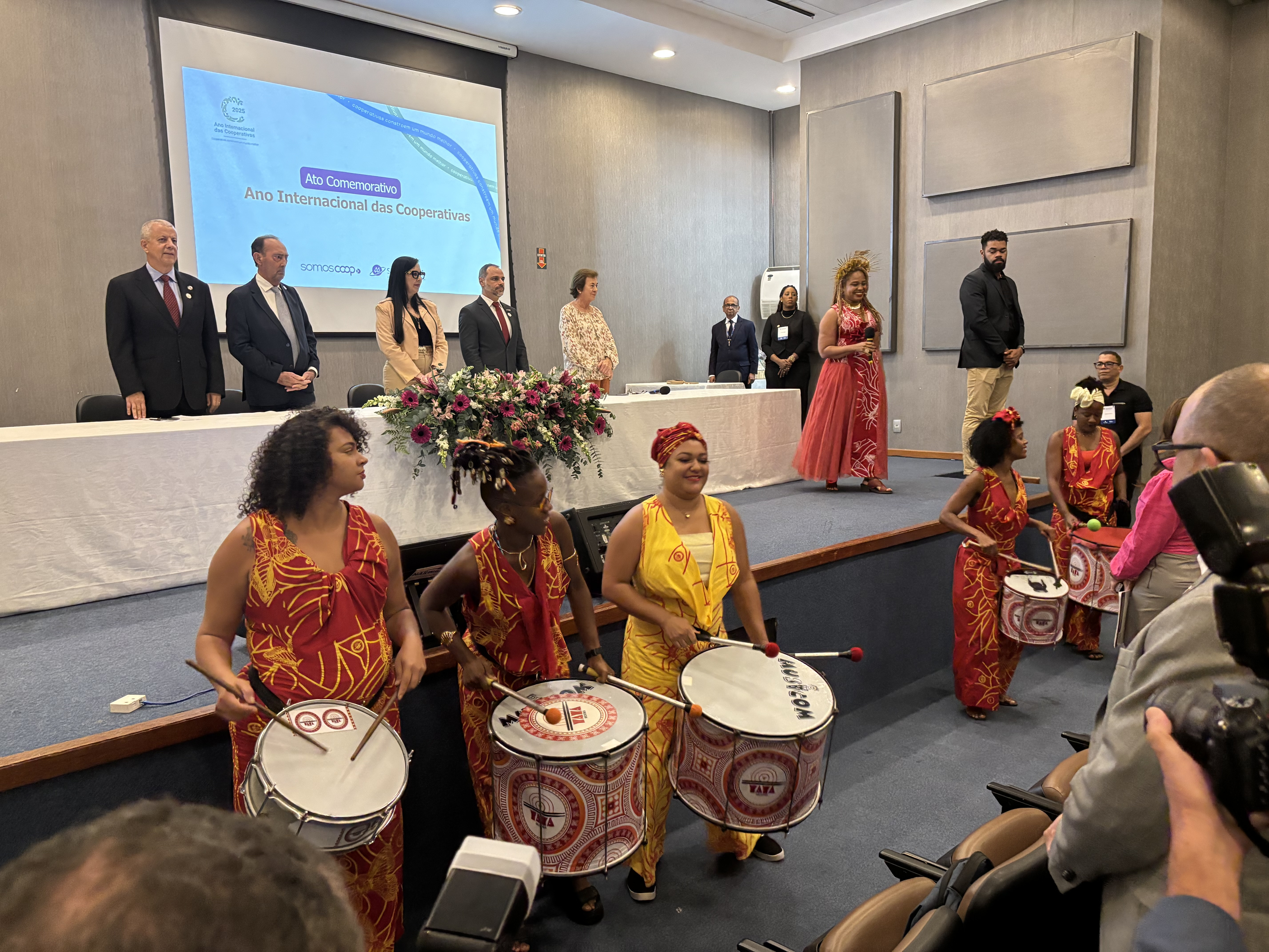 IMAGEM - Sessão Comemorativa Ano Internacional das Cooperativas na Assembleia Legislativa da Bahia