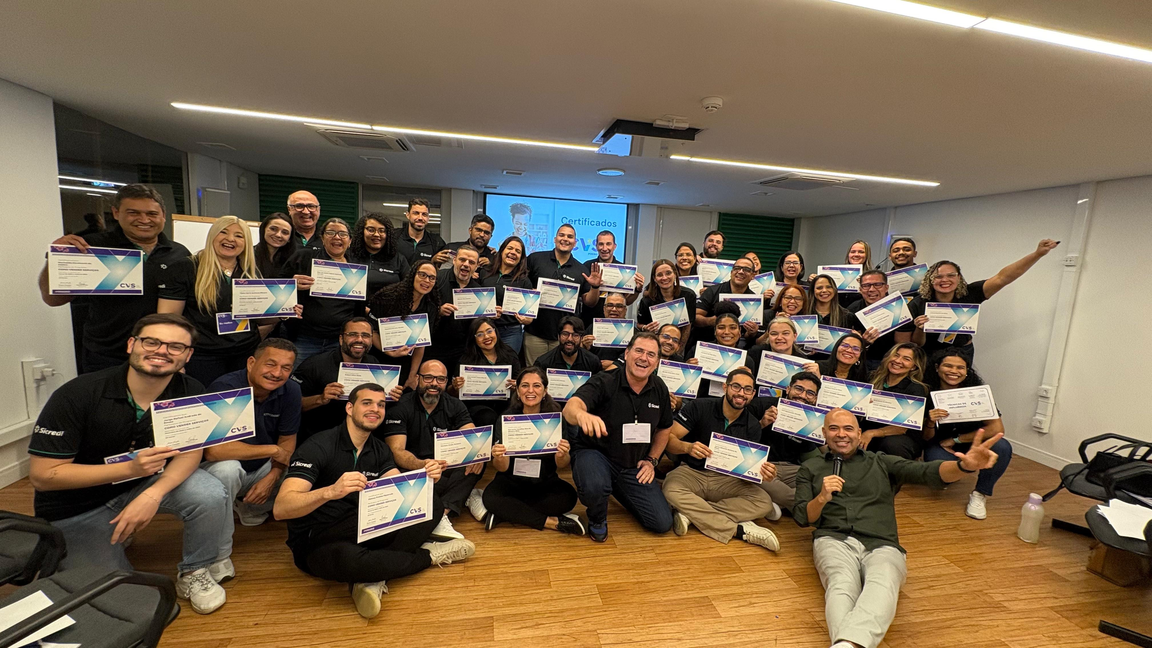 Participantes do programa Como Vender Serviços - CVS no Sicredi Integração Bahia