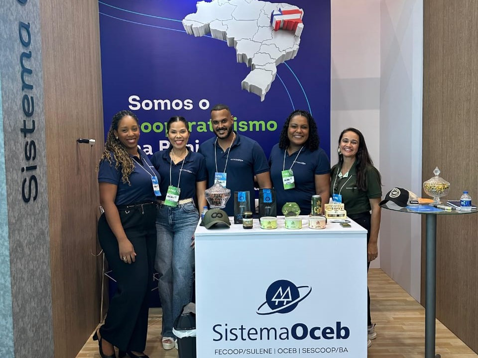 Equipe do Sistema Oceb na e-Agro 2024